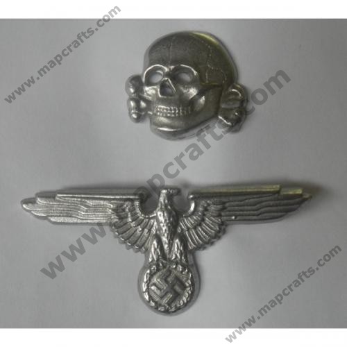GERMAN SS HAT EAGLE & SKULL CLUTCH BACK