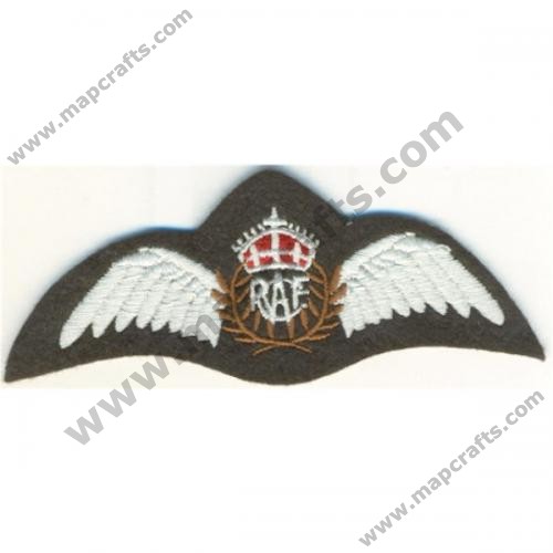 Royal Canadian Air Force Pilots Wings Badge Kings Crown