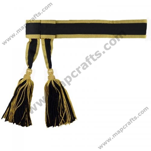 gold and black waist sash is worn by Royal Army Chaplains in the British Army
