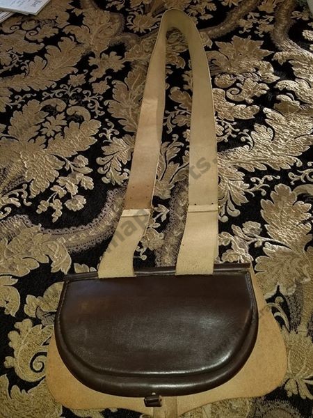 1750 British 21 hole cartridge box