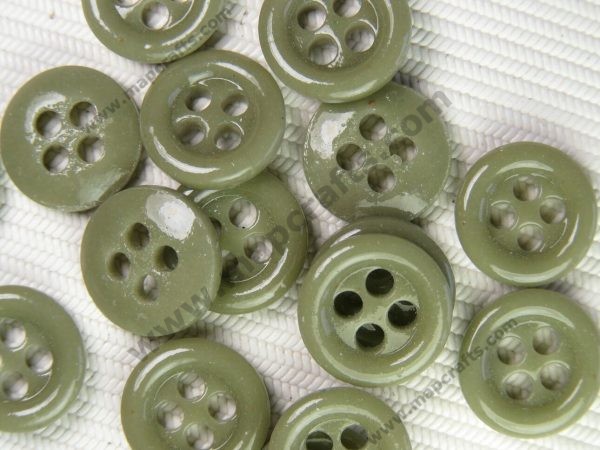 3rd-reich-khaki-ceramic-buttons-11-mm-shirts-1