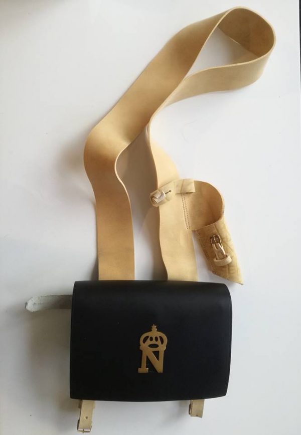 Giberne with belt