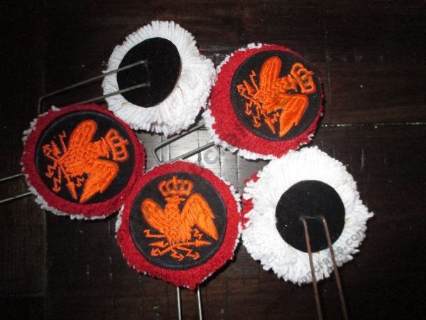 Guard pom pom for bearskin