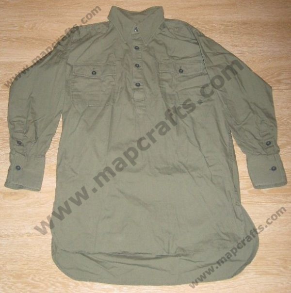 Shirt of Wehrmacht M43, with breasted pleated pockets, with loops for shoulder straps
